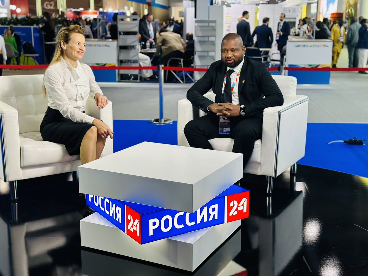 eeca02a9fca44f0's tweet photo. Forum Russia- Africa https://t.co/YfAMVU5zyh