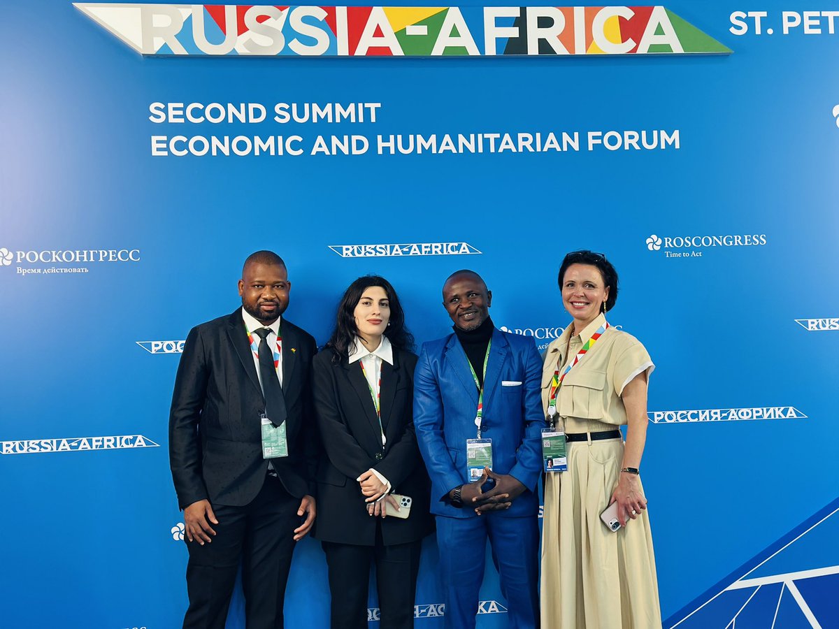 eeca02a9fca44f0's tweet photo. Forum Russia- Africa https://t.co/YfAMVU5zyh
