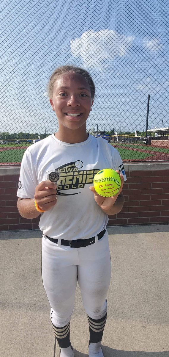 IowaPremierFP's tweet photo. One of the fastest kids in the country.... Iowa Premier 14U National-Shannon CF swiped her 100th bag for the 2023 season today at Alliance Nationals....
#shefast π₯π₯ @ExtraInningSB https://t.co/XAKDac5W5L
