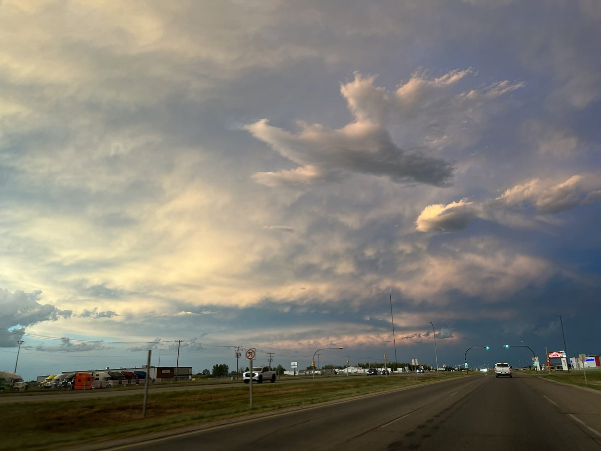 Hit The ‘Stco tweet media