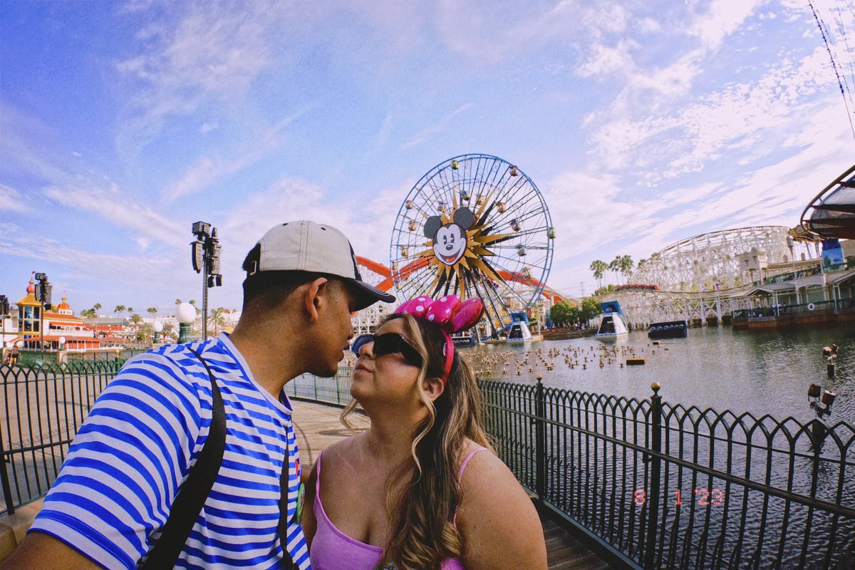 lxll08's tweet photo. When your dreams are coming true 💘👩🏽‍❤️‍💋‍👨🏾 https://t.co/yuz1XyrxEa