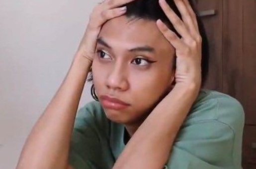 gagi mag g-good morning sana akez, afternoon na pala😭😭😭😭😭btw good afternoon moots!!