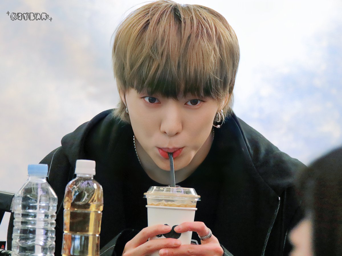 KSY_Bar's tweet photo. 181229 잠실 팬싸

D-505
👶🏻🍼🍼

@official_yoon_ 
#강승윤 #KANGSEUNGYOON #승윤 #Seungyoon #위너 #WINNER https://t.co/IE8CGdv6H6