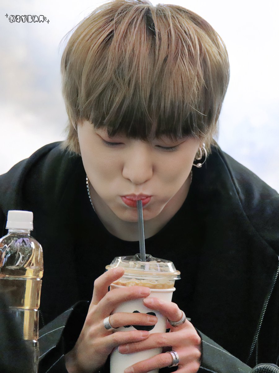 KSY_Bar's tweet photo. 181229 잠실 팬싸

D-505
👶🏻🍼🍼

@official_yoon_ 
#강승윤 #KANGSEUNGYOON #승윤 #Seungyoon #위너 #WINNER https://t.co/IE8CGdv6H6