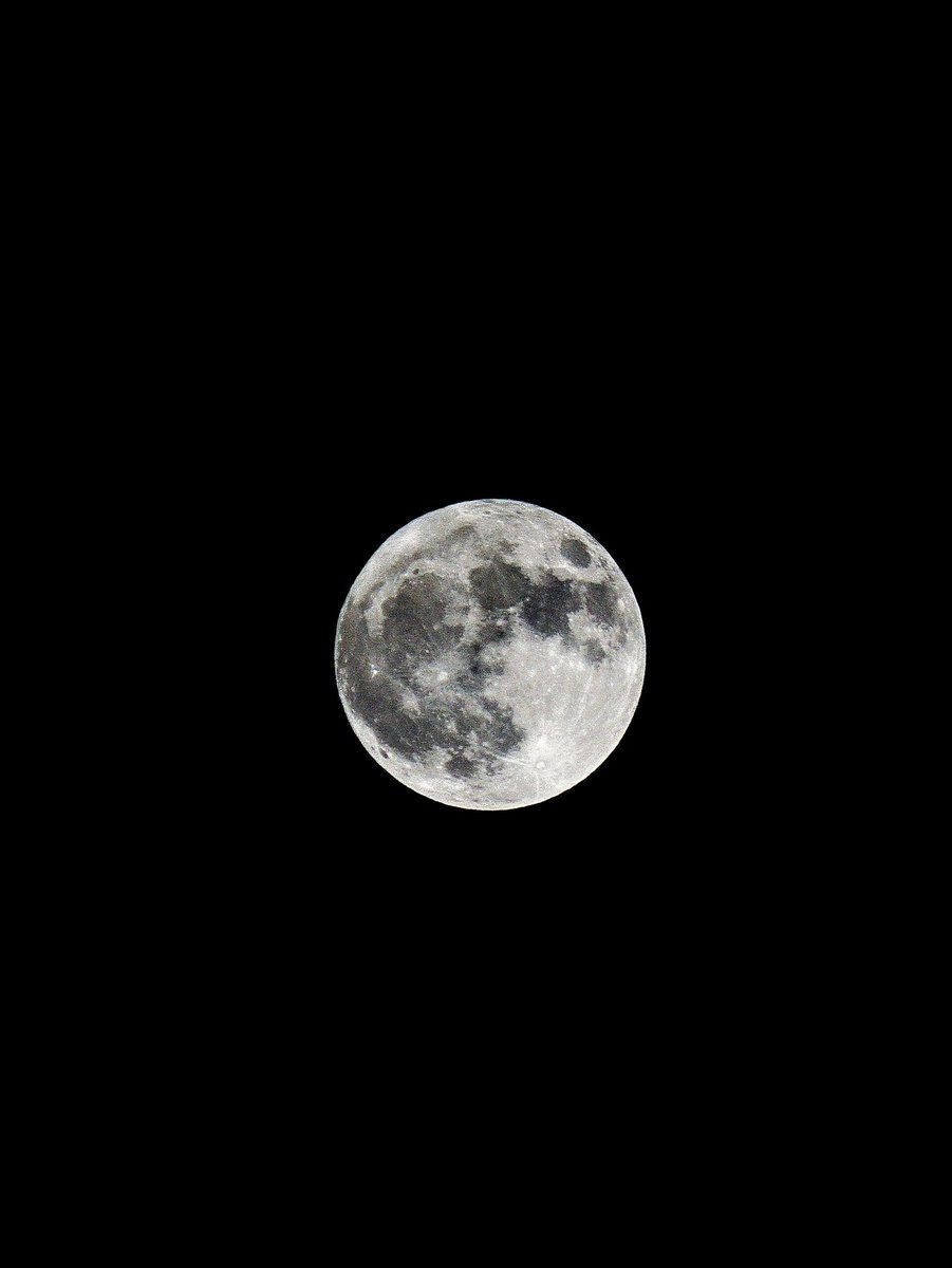 sameerchatrathi's tweet photo. అధిక శ్రావణ పౌర్ణమి. 🌕
Sturgeon Moon! 🌕
2nd Super Moon of 2023! 🌕
Hyderabad.
01-08-2023.
8/13 Full Moons of 2023! 
.
@Canon_India https://t.co/qyZLaYO1Hz