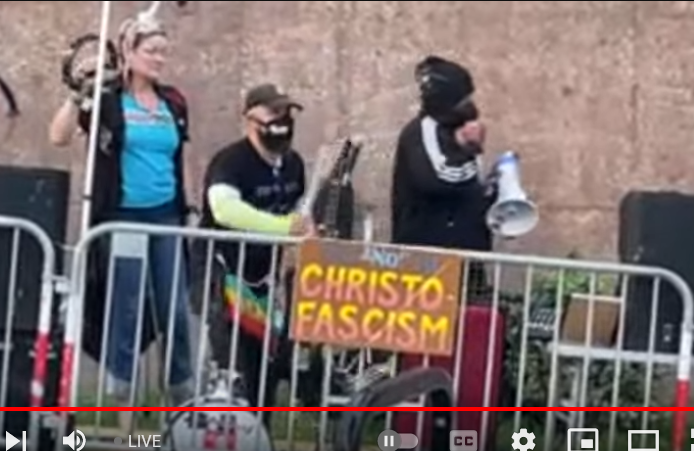 zdiggler's tweet photo. All the chud cameras tuned to the side with better music!
#DCRats . #FreedomCorner https://t.co/giKKLbvR4g