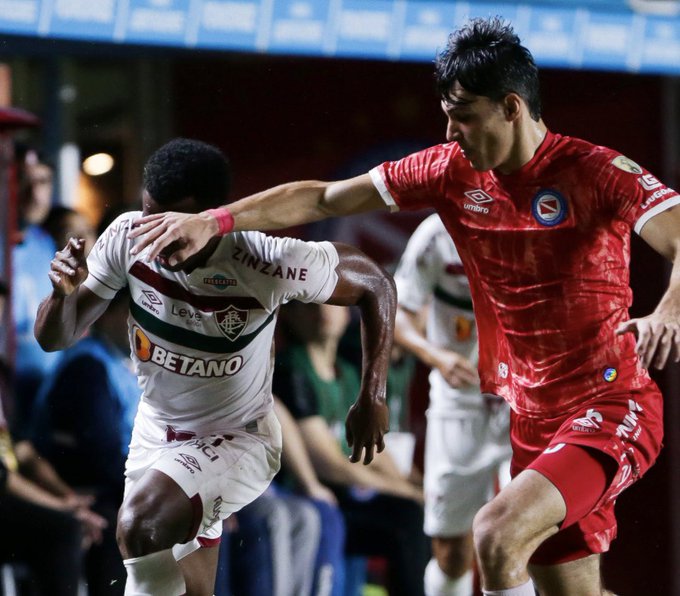 F2fA7CKW8AAooLI?format=jpg&name=small