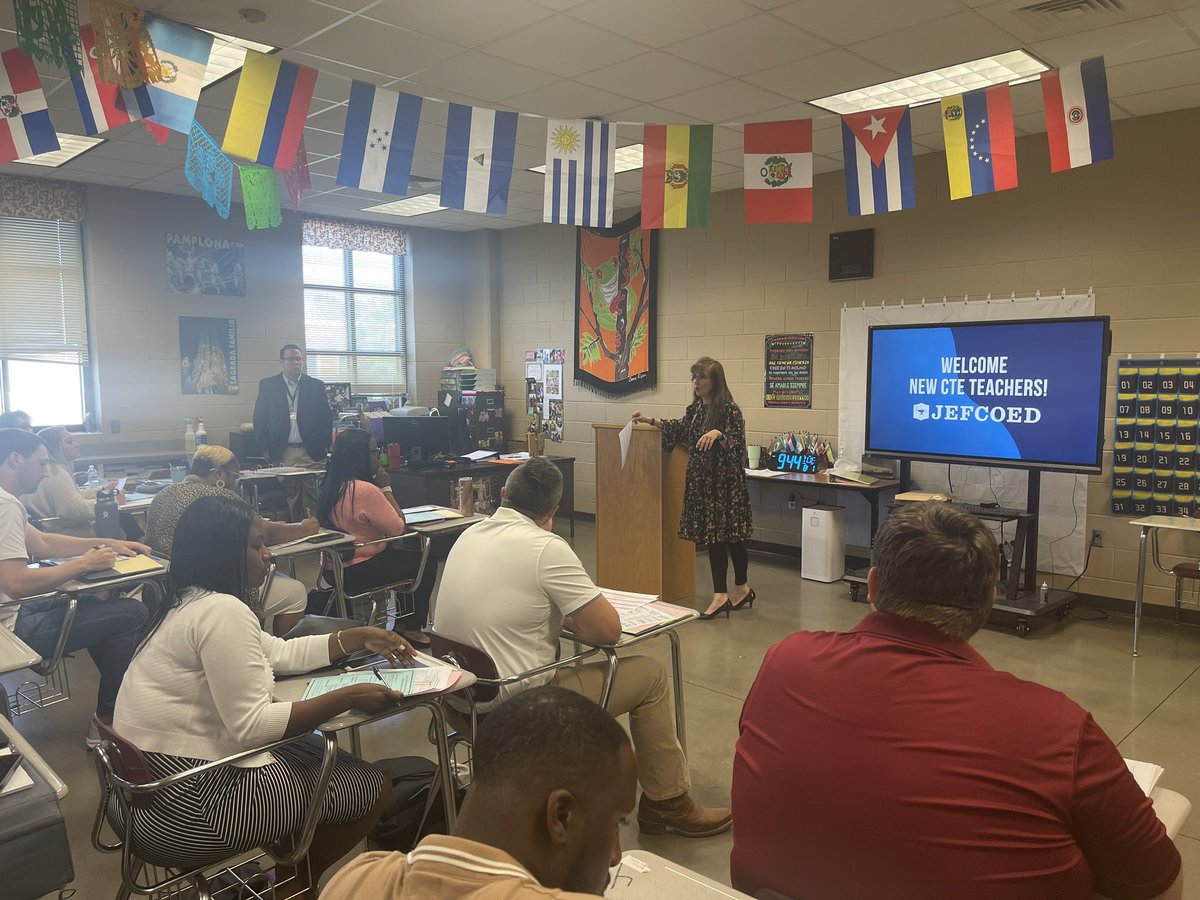 jlmaye_maye's tweet image. So grateful to our @JEFCOCareerTech Director, Mr. Jackson and Specialists, Dr. Patterson and Mr. Shaw for leading the CTE Session for new @JEFCOED CTE Teachers at New Teacher Orientation 2023. @gonsoulinwalter @orush2 @lauradware @jeff_caufield @btjackson15 @bpspigpen @cbshaw22