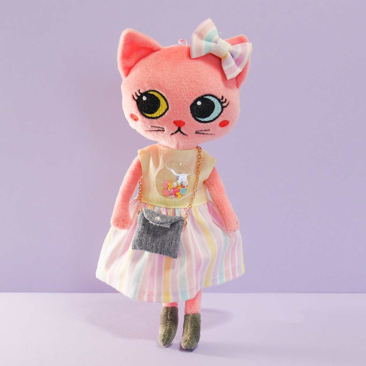 おはようございますニャ☀️

8月、毎日猛暑が続いてます。
皆様お身体ご自愛くださいニャ🌻♡♡

今日も一日無理なくファイト(ง •̀ •́)ง✧ 

#ぬいぐるみの時間 
#ぬい撮り 
#猫好き 
#着せ替えぬいぐるみ