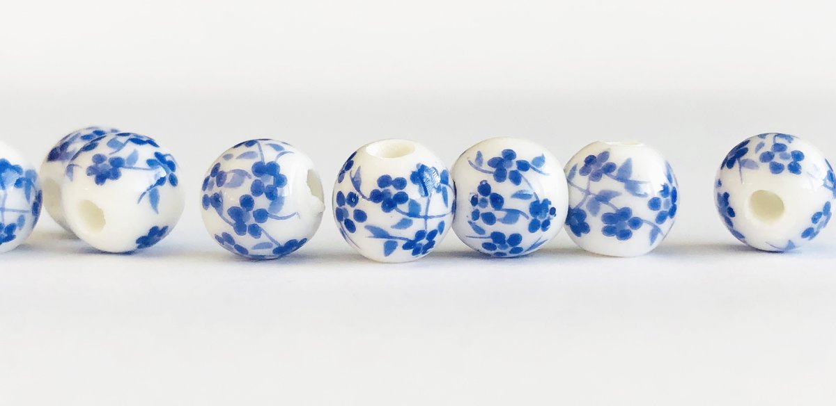 PaintedbyCarol: RT @CamelliaBeadsUK: Brand New 7mm Round Oriental Blue Flower Painted #Porcelain #Ceramic Beads.
10 beads for £3.50.
30 beads for £5.80.
Free UK shipping. We ship across Europe. #CamelliaBeadsUK
#yourbizhour #womaninbizhour
…