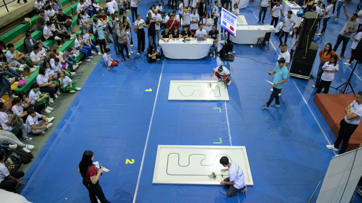 UninorteCO's tweet photo. #UninorteNoticia | Bachilleres demuestran sus habilidades en robótica en el Challenge Skill STEM.

A través de una alianza con la Secretaría de Educación y otras instituciones, más de 60 colegios participan en diferentes circuitos de esta competencia.

🔗 https://t.co/MP9OIbnBD7 https://t.co/tC6xLB2ROV