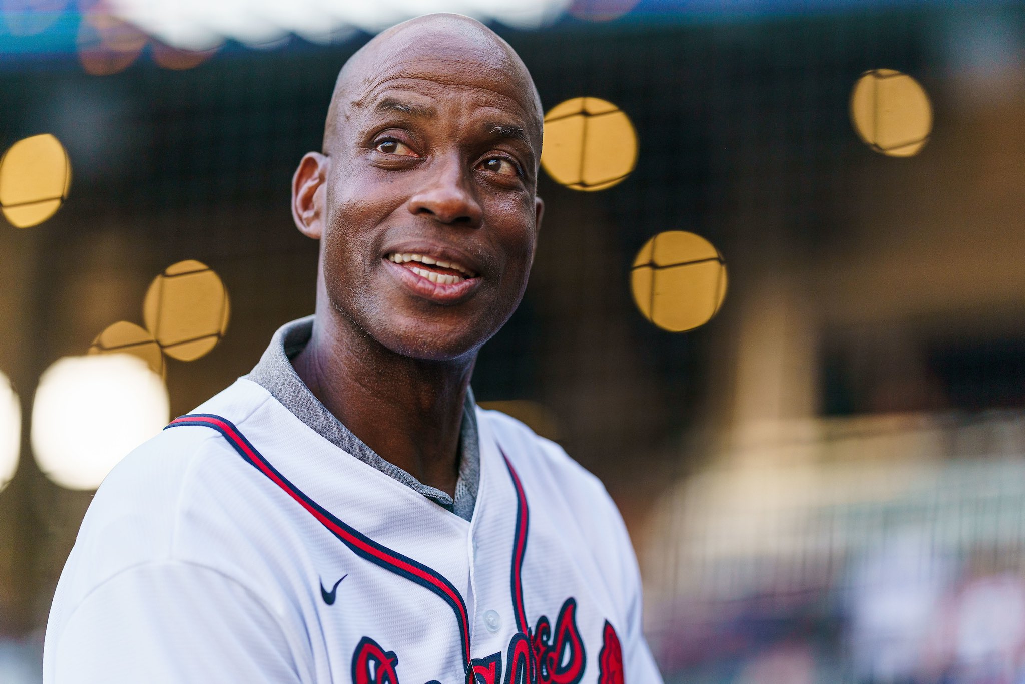 Atlanta Braves on X: Tonight we honored 1995 World Series champ and Hall  of Famer Fred McGriff before the game with a special pregame ceremony!  #ForTheA  / X