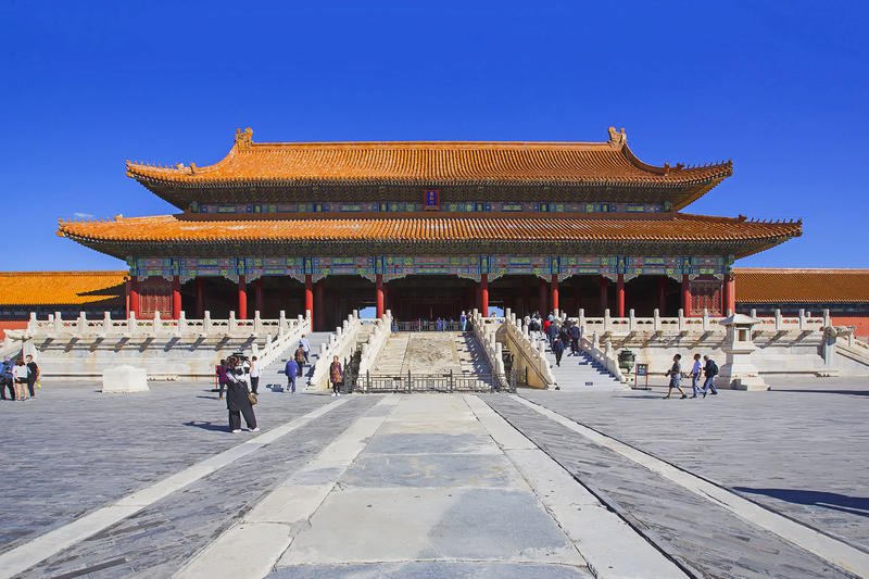 simontourcom's tweet photo. The Forbidden City in Beijing, China, once served as the palace for 24 emperors during the Ming and Qing Dynasties (1368 - 1911). Surrounded by a 52-meter-wide moat and a 10-meter-high wall are more than 8,700 rooms. Listed by UNESCO as a World Cultural Heritage Site in 1987. https://t.co/QFKBzmnIqP