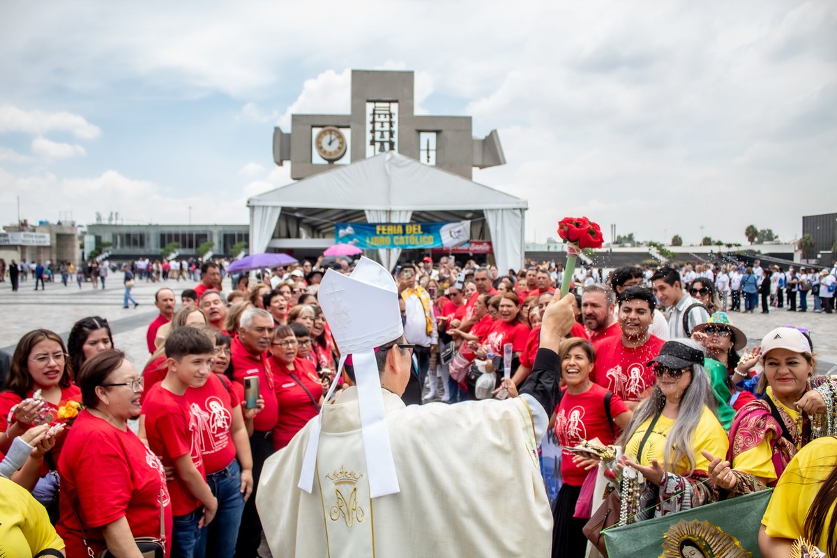 INBGuadalupe's tweet photo. GALERÍA | "¡Dichosa Tú que has creído, porque lo que el Señor te ha dicho se cumplirá!" (san Lucas: 1, 45-56)

Este martes 1° de agosto, la Diócesis de Linares peregrinó hasta la Casita de la Morenita del Tepeyac. https://t.co/chsghMa5Mc