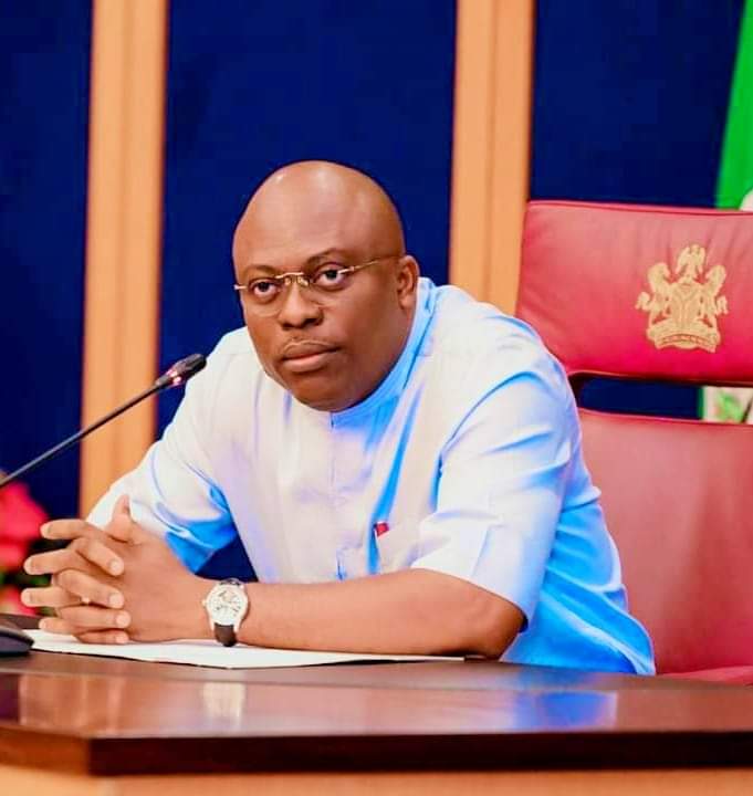 FinebonePrince4's tweet image. #SimFubaraKSC Sir Siminalayi Fubara transformative initiatives will increase trade, employment opportunities and improve quality of life for Rivers Residents.

#TheSIMplePlan
#TheWorkingSim
#SimCares
#RiversSim
#SimMediaVolunteers 

#Fifa / #Hazard / #Marcelo