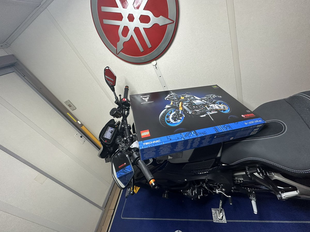 n_matu's tweet photo. 😍😍😍
#YAMAHA
#RevsYourHeart
#MT10SP
#CP4
#DarkSideOfJapan
#RN78
#LEGO https://t.co/8yq5XzVhWG