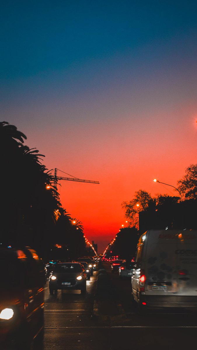 celismary09's tweet photo. "El atardecer es la prueba de que los finales también pueden ser hermosos" https://t.co/vdRZIGC5yg