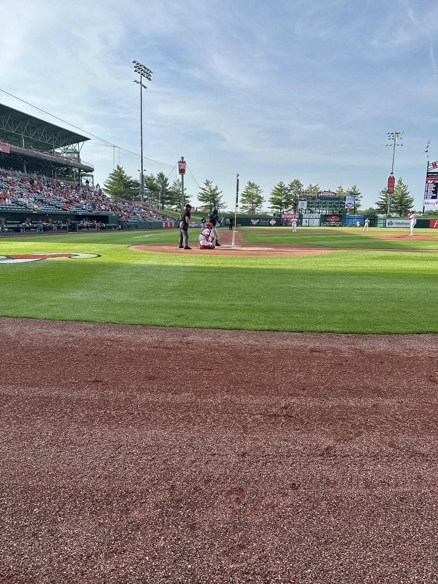 MIZKLA10's tweet photo. @Sgf_Cardinals Pretty close to behind home plate. https://t.co/6SUBNZFNLi