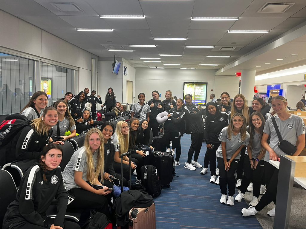 Maya Tyburowski (@mayatyburowski) on Twitter photo Off to the UK!! Excited for this opportunity and to get to know all of these amazing people 💗✈️ <a href="/capellisport/">Capelli Sport</a> Off to the UK!! Excited for this opportunity and to get to know all of these amazing people 💗✈️ <a href="/capellisport/">Capelli Sport</a>