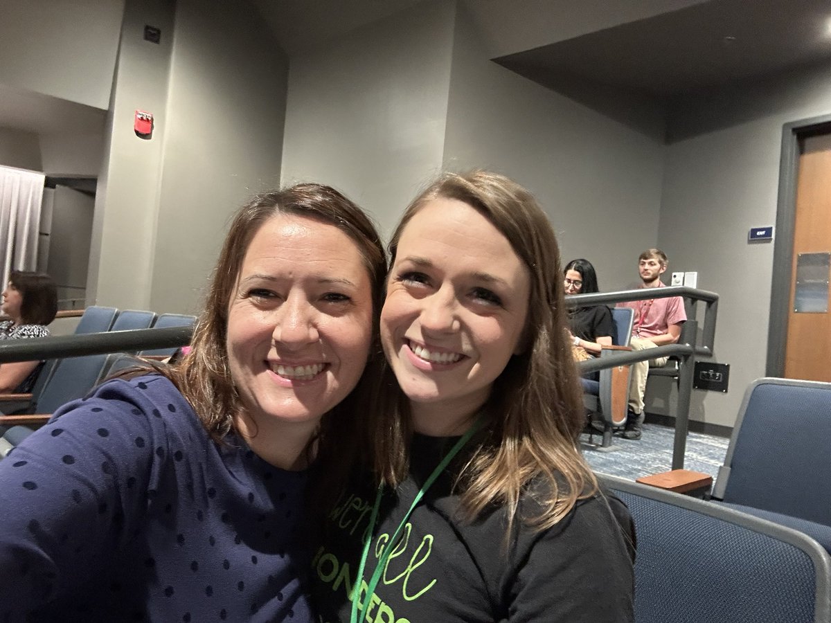 MrsDison2's tweet photo. One good thing about switching grade levels so many times is that you get to team with a ton of different people! 💗 all these people and so many more of the amazing @Woodland_JCS team! @KellieSinglet17 @MrsArnoldsClass @Ms_Carlson2 https://t.co/XWqtPhwItk