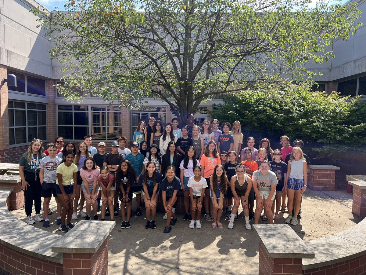 Kris Conway (@kris_conway135) on Twitter photo If you happen to be at the <a href="/OrlandPkLibrary/">Orland Park Library</a> this month, check out the collaborative mural & radial designs that our Leader In Me students created! Thank you <a href="/OrlandPkLibrary/">Orland Park Library</a> for letting us display their artwork! #osd135 <a href="/ErynBlaserArt/">Eryn Blaser</a> <a href="/iCoachGabi/">Gabi (Sanfilippo) Whitehead</a> <a href="/LaurenMusiel2/">Lauren Musielewicz</a> If you happen to be at the <a href="/OrlandPkLibrary/">Orland Park Library</a> this month, check out the collaborative mural & radial designs that our Leader In Me students created! Thank you <a href="/OrlandPkLibrary/">Orland Park Library</a> for letting us display their artwork! #osd135 <a href="/ErynBlaserArt/">Eryn Blaser</a> <a href="/iCoachGabi/">Gabi (Sanfilippo) Whitehead</a> <a href="/LaurenMusiel2/">Lauren Musielewicz</a>