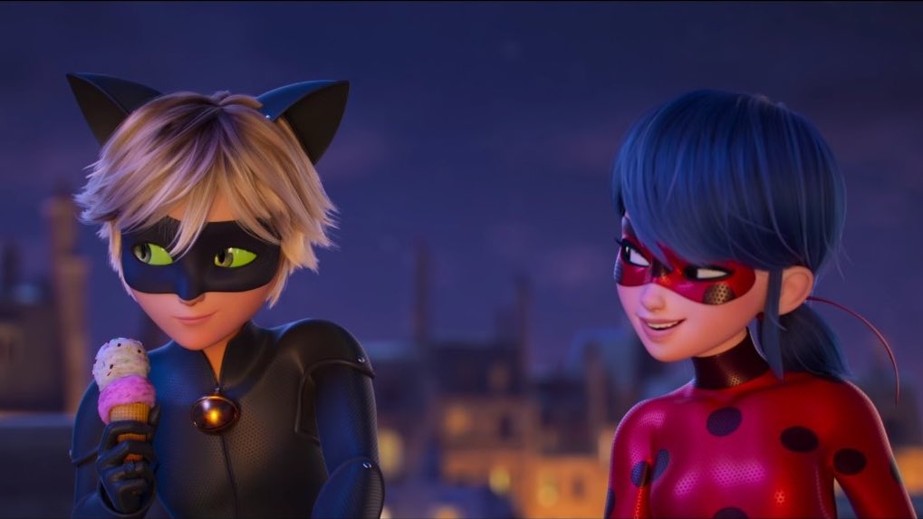ambitiouschat's tweet image. #MiraculousAwakening 
chat noir knew DAMN WELL what he was doing here and i loved every second of it!!!!