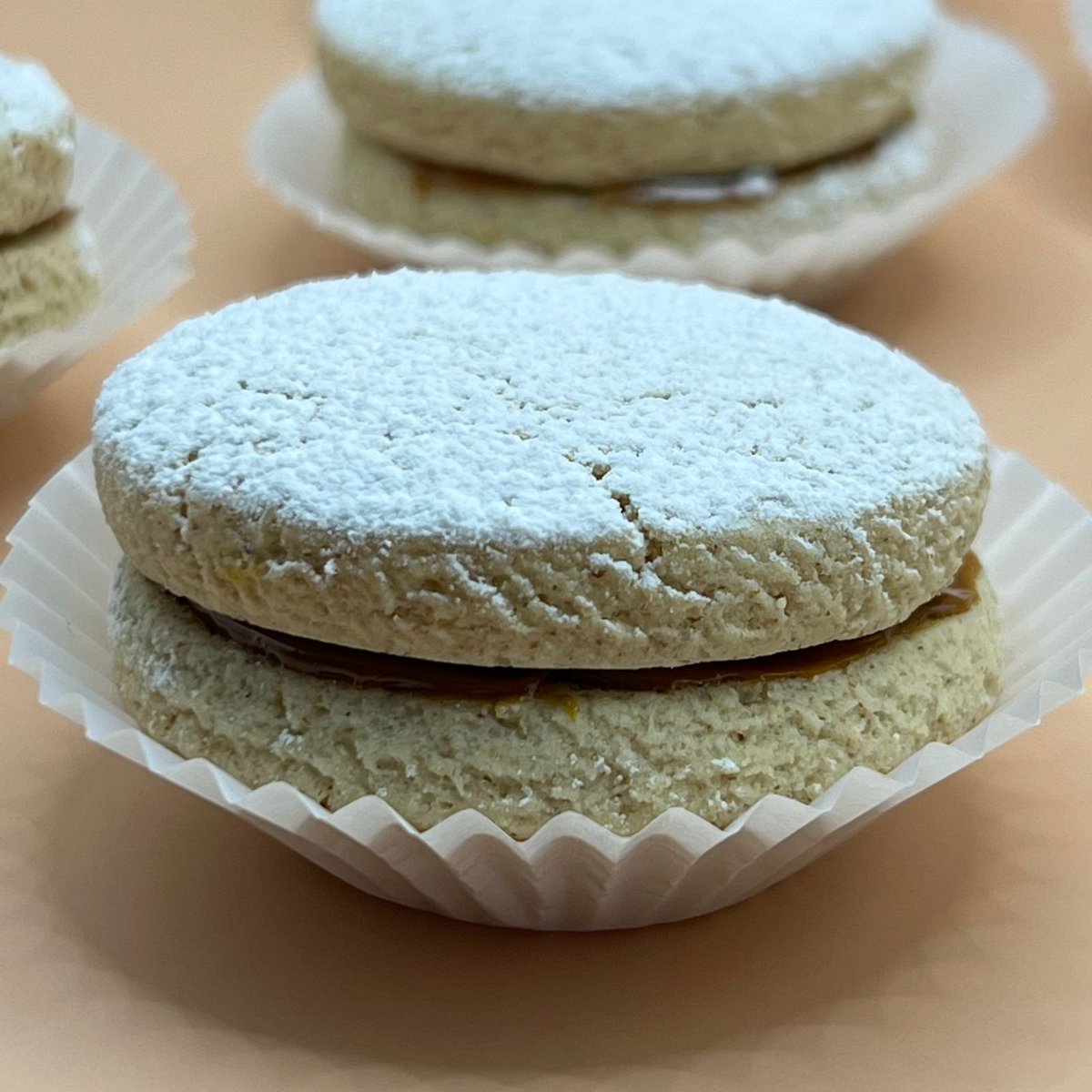 dustofgrains's tweet photo. Alfajores https://t.co/9Q4kUDcdRt