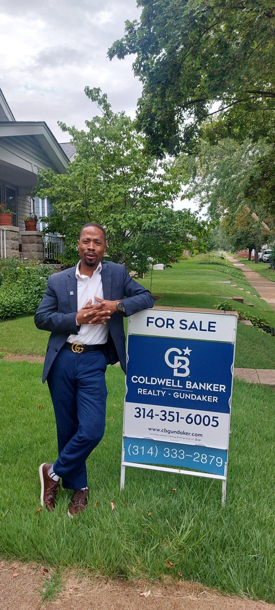 SmoothLightpro's tweet image. Imagine this,  A neighborhood where everyone cuts their grass, quiet, and peaceful.

No this is not A little house on a prairie but south Saint Louis details coming soon. 

4509 Miami St, Saint Louis, MO 63116