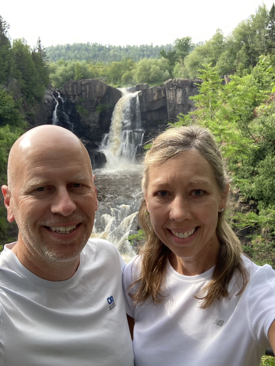 BBCoachV's tweet image. Golf at Gunflint Hills - Grand Marais MN ✅
Kayak at Devil Track Lake ✅
Hike to Pigeon River Falls on 🇺🇸🇨🇦 border
Supper at Thunder Bay, ON 🇨🇦
Not a bad anniversary day, eh?

#GotThePassports??