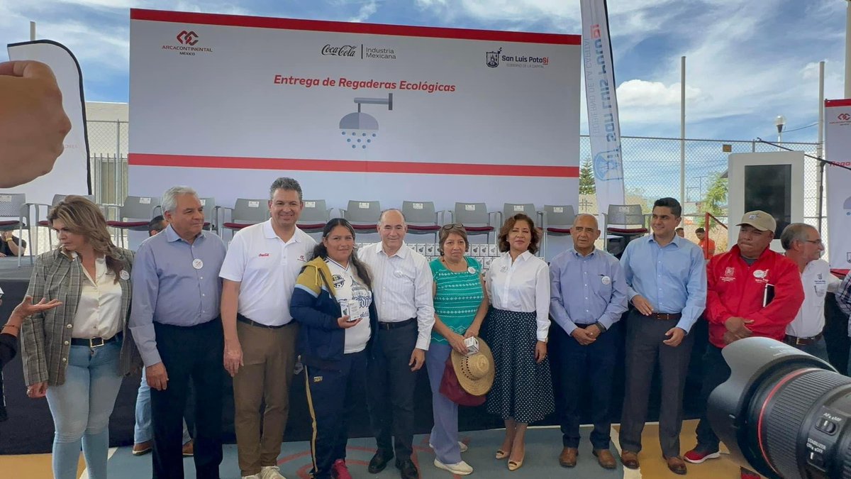 kakolealt's tweet photo. Trabajando juntos industria, sociedad y gobierno lograremos salir adelante de la crisis de agua que se vive en el estado. https://t.co/D4btM58Ajz