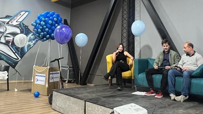 AgenciaIyE's tweet image. ✅ Acompañamos a @embarcavc en su cierre de  #EmbarcaDay como parte de nuestro programa de #AceleraciónyEscalamiento 

🧑‍🚀Una jornada qué fue un real viaje extraordinario para el ecosistema de emprendimiento e innovación. 👏

#InnovaryEmprender