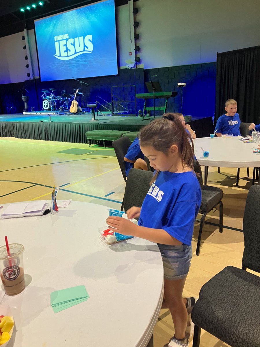 FirstJoplin's tweet image. Making edible aquariums. 
#daycamp2023 #findingJesus