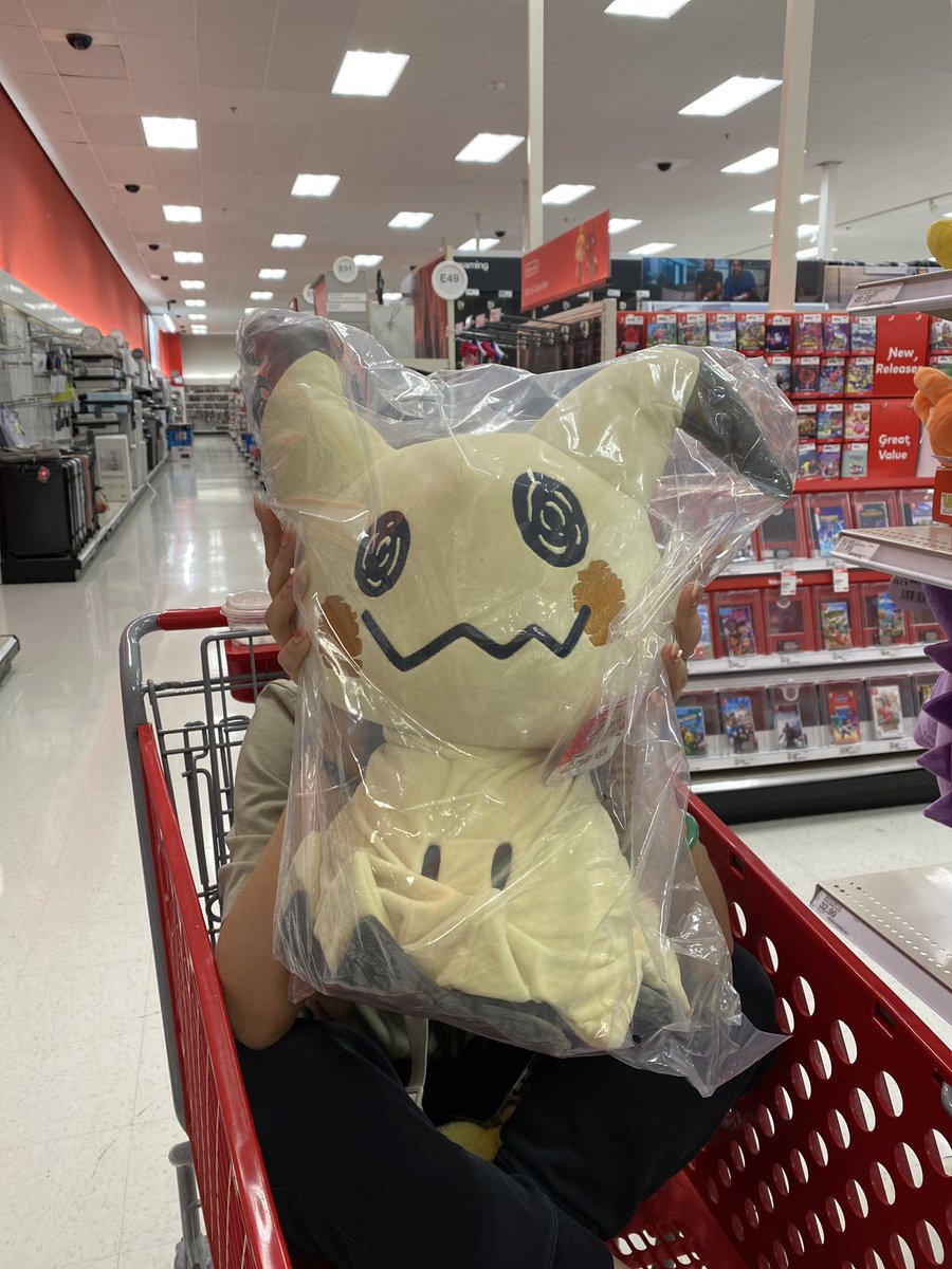happy national girlfriends day!! i am so grateful to have you in my life and i love everything about you <3 i’m looking forward to growing with you!! i love you <a href="/antibloome/">Bloome🎋☁️</a> !!!