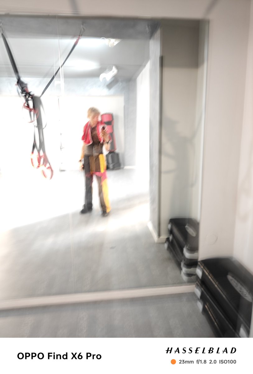 fabrizio_degni's tweet image. Yesterday event I went to gym and I bright with me the #OPPOFindX6Pro.
Now I don't really what messed up but in the reality the #FindX6Pro was unable to capture a single shot. Zero. 😶
Low light around for sure... but in the past days you "seen" something by competitors. 😴