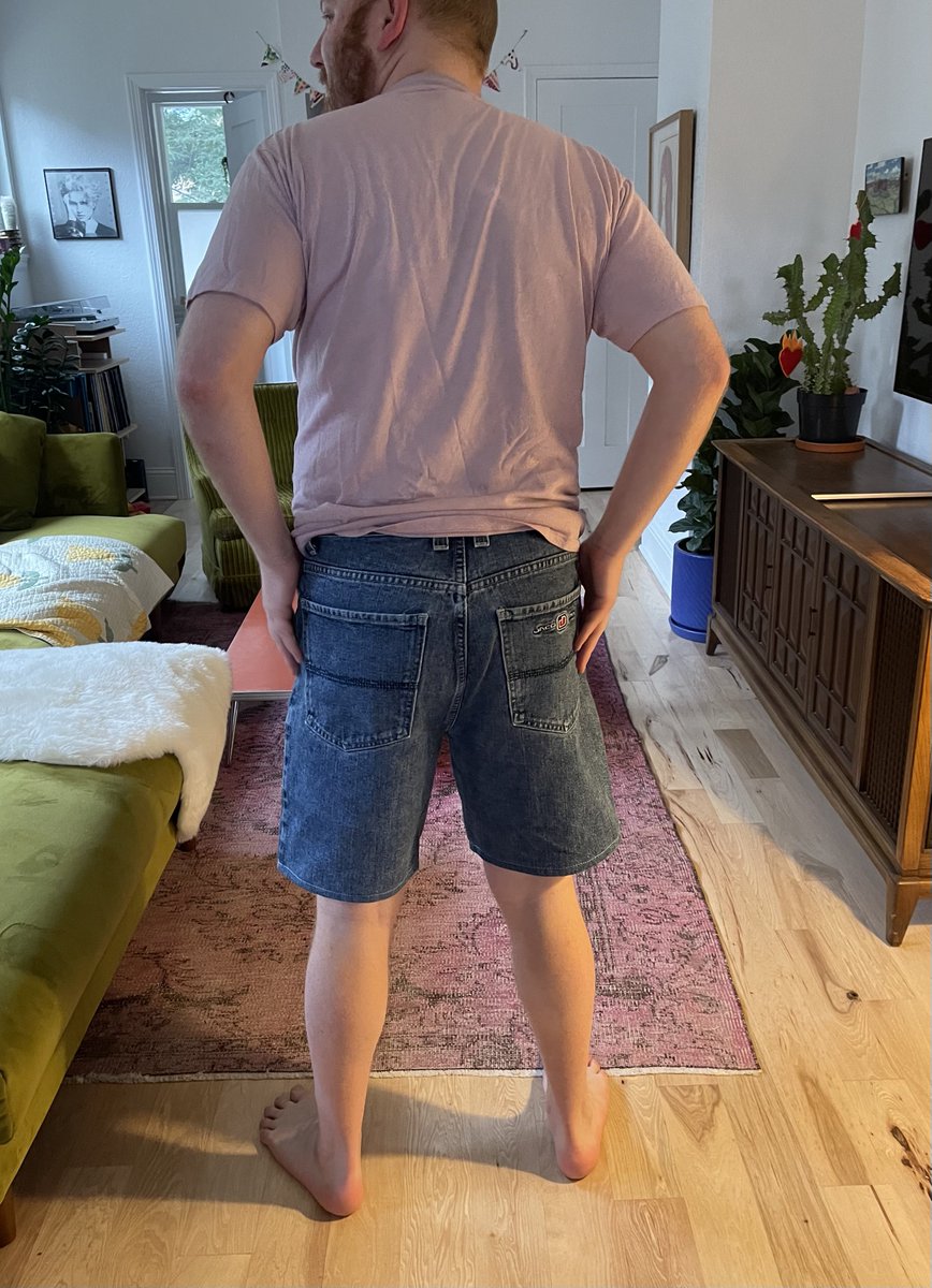 JNCO_jorts's tweet photo. JNCO Jorts, a prophecy fulfilled. Thank you to the king @Sweeeet_Jay for the gift + hem work https://t.co/iFv41qu3aQ