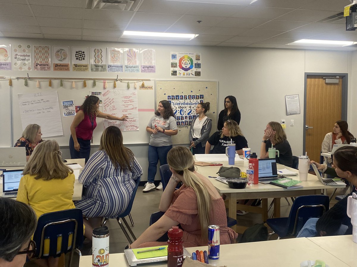 ShamsahSheikh's tweet photo. Tackling bands of text complexity with an amazing group of educators!@litcoachburrell
@WoodsELACoach
#optimizingoutcomes
@CFBISD https://t.co/pbY2vw3vkF