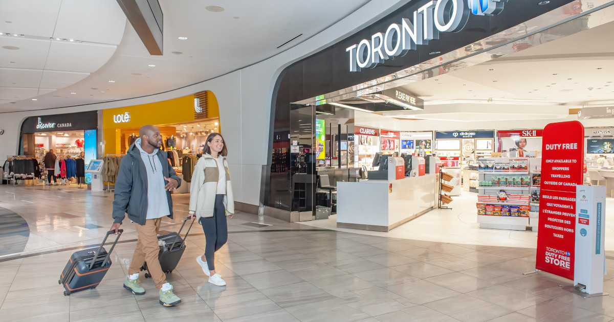TorontoPearson's tweet photo. 🛍️✨ NEW Amex Offer! ✨🛍️ Spend $80 on eligible dining & retail at Toronto Pearson and earn a $20 statement credit! 🎉 That's not all – you can earn statement credits up to 2 TIMES! 🙌 Visit https://t.co/BUuZVBzSo0 for offer details. #AmexOffer #TravelPerks https://t.co/cwZbSTRBH0