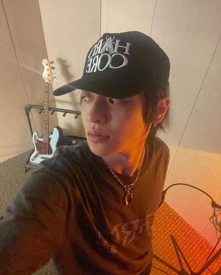 leopiics's tweet photo. [230802] Leo instagram update 

Telekinesis 🤺 🧨 🤼‍♂️🌪️ 

#LEO #리오 @LEO_131official https://t.co/zRjMKS32je