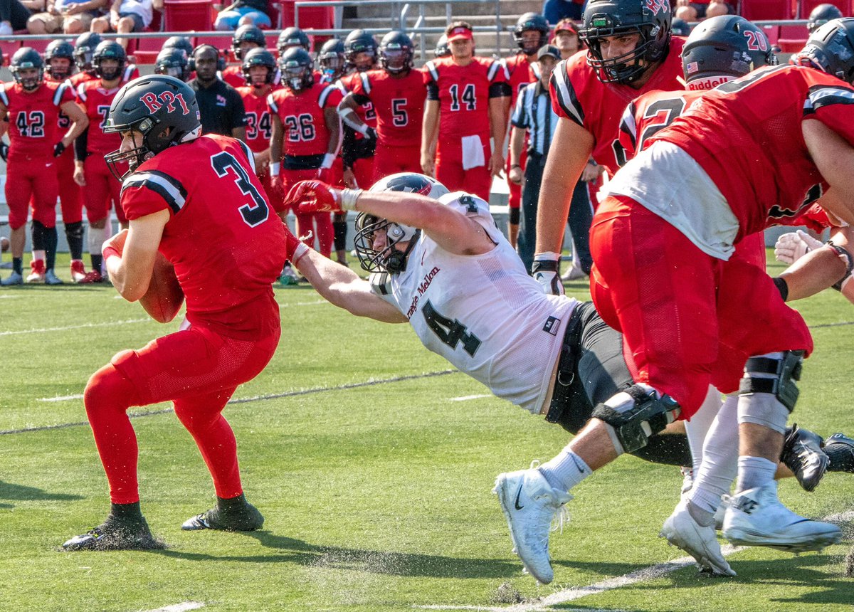 ColinSch_16's tweet image. Honored and blessed to have received an offer from Carnegie Mellon University. Thank you coaches @CoachGibboney and @Coach_Kay19 for this opportunity @Loyola_FB @TartanFB #TartanDogs