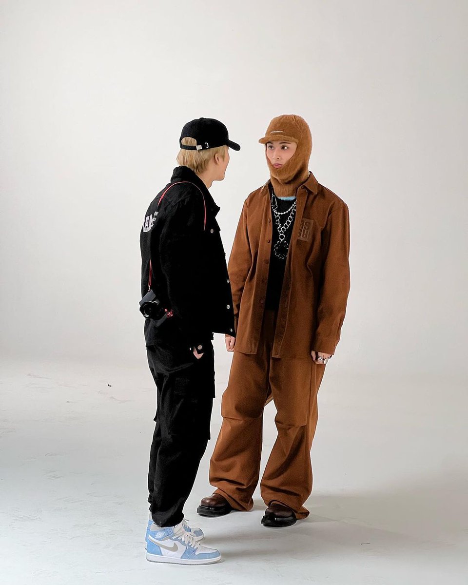 Jaemminr's tweet photo. Happy birthday to our one and only Mark Lee! It's hard to believe that another year has gone by, but I'm so grateful to have you around. You're an amazing person, and I'm so lucky to have you as my friend, and my brother. I hope you have a day filled with love 🎂

@markterfucker https://t.co/V9yuG6oL50