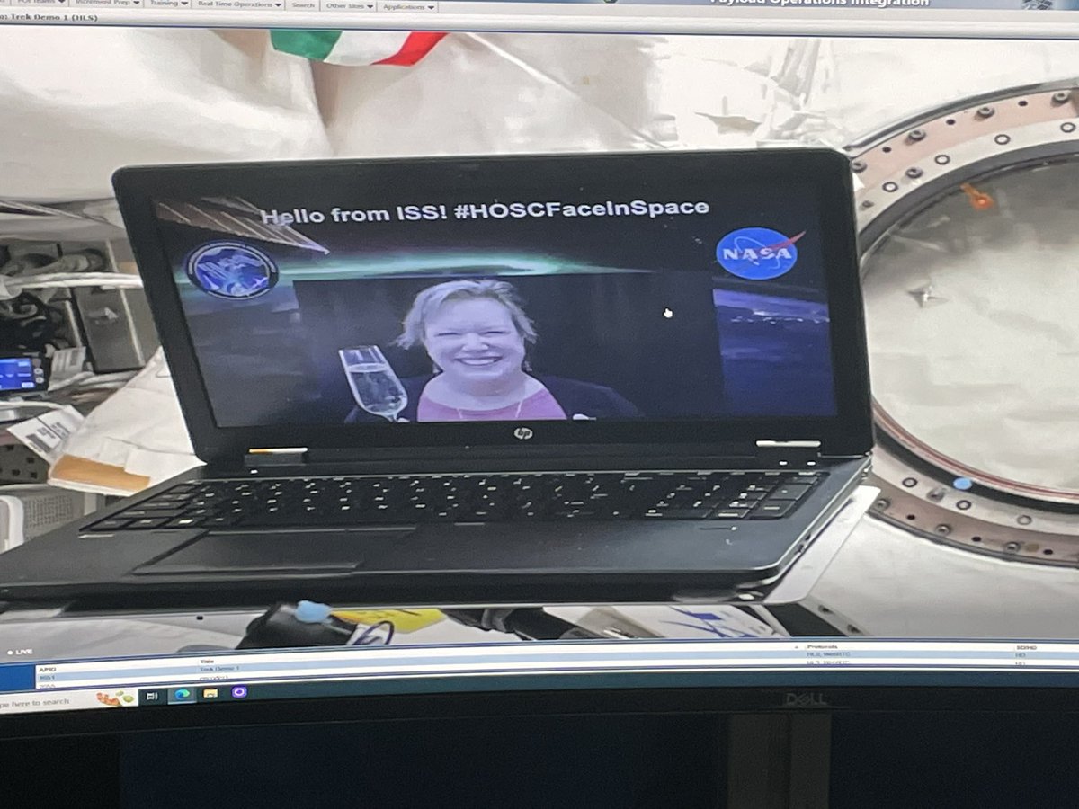 Jen_Comella's tweet photo. #HOSCFaceInSpace #ISSRDC https://t.co/AximvYXM5x