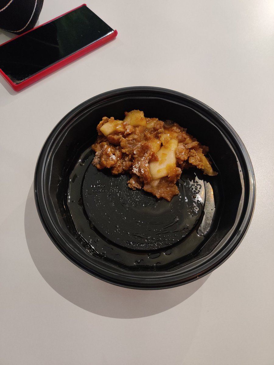 RRQuiros's tweet photo. Almorcé en @DennysDiner y pedí un postre para llevar, pero volví con un meme https://t.co/rDH64NprA7