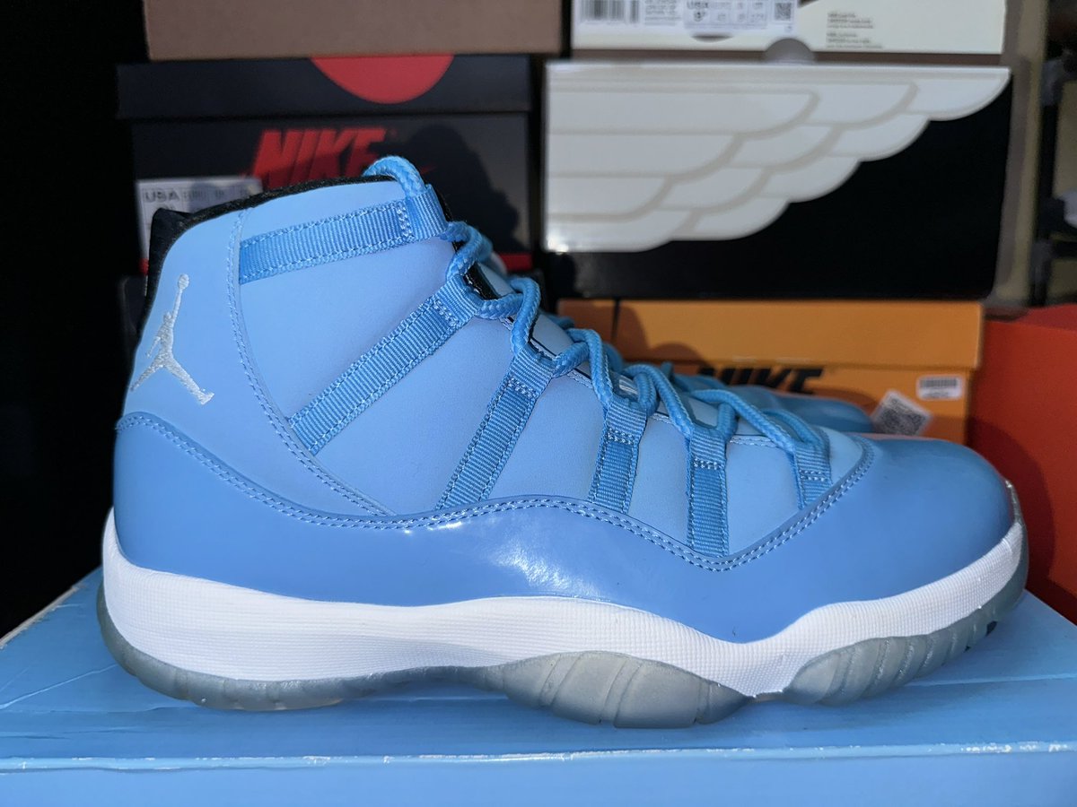tf_ikon's tweet photo. @sneakerfiles Pantones may not be the best, but they’re my favorite https://t.co/WKaQNxbJ4s