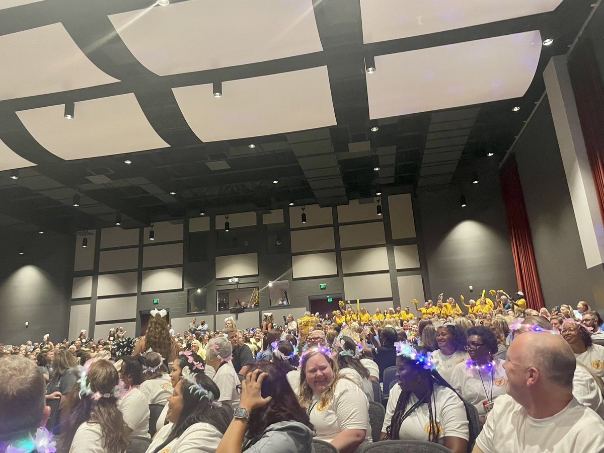 York 1 Jobs tweet media