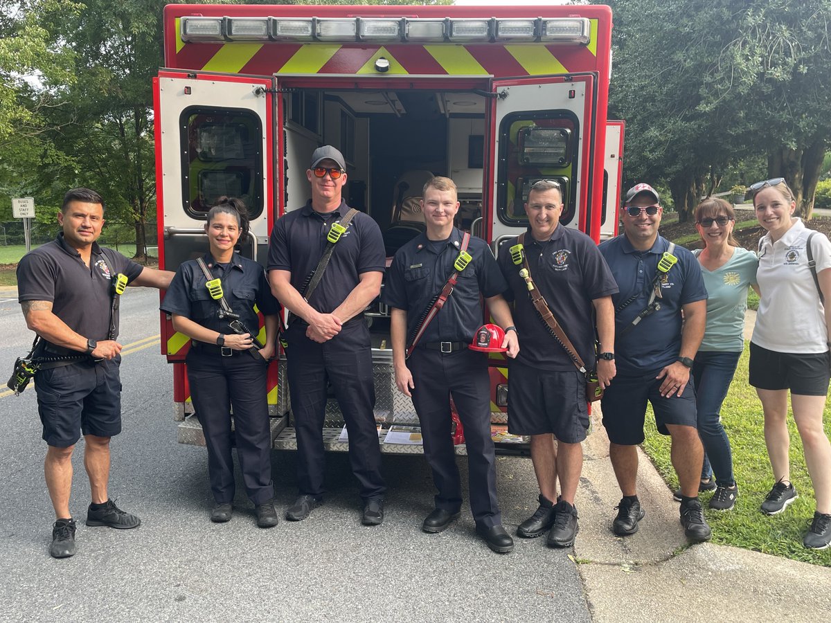 Team Jawando was proud to join MCPD for #NationalNightOut events tonight. We must keep working together for safer, more supportive communities. Special thanks to @mcpdChief, @mcpnews, @mcfrs, and to all of our public safety officers for your dedication and commitment.