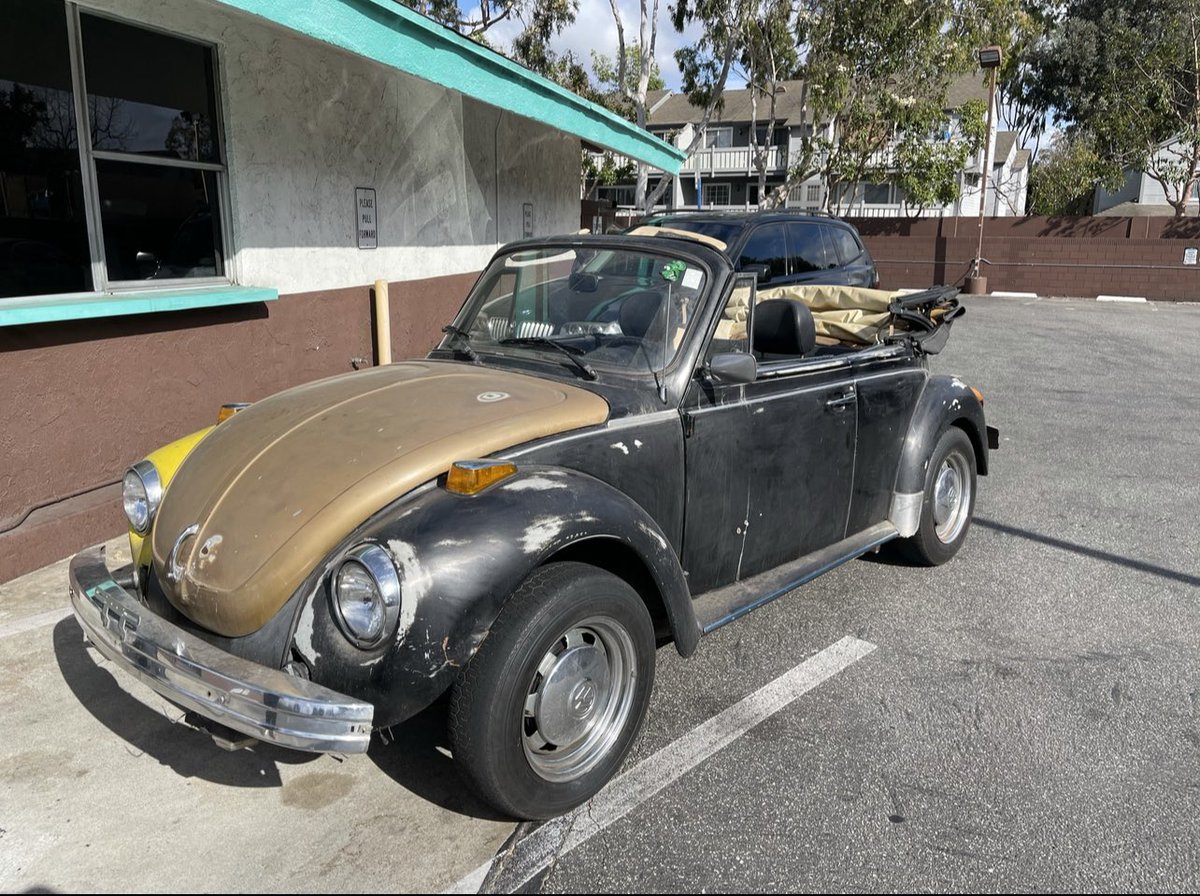 Vintageclash's tweet photo. The come up was real… still a ways to go… refuses to die! #aircooled #fuelinjected #superbeetle #volkswagen #ratrod #mooneyes https://t.co/F0qdgDBnW1