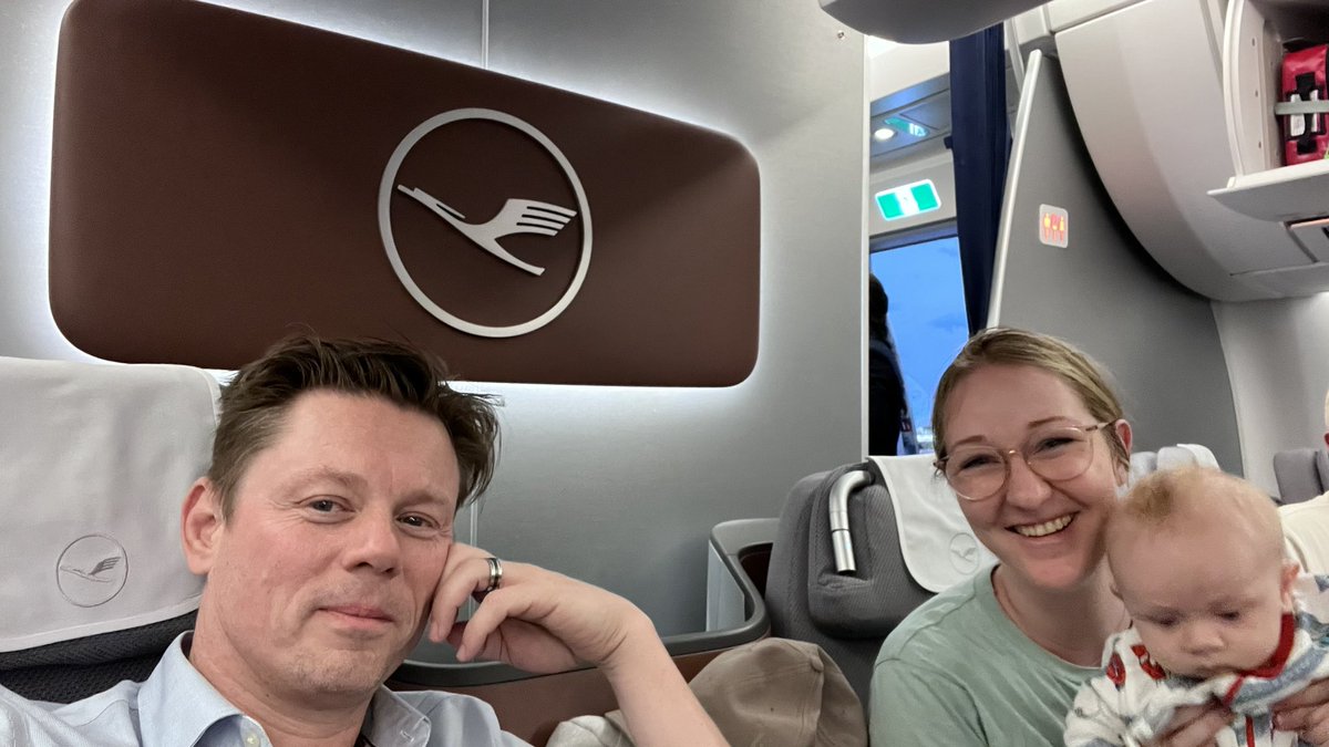 lucientelford's tweet photo. Off to #praha to work/finish this sequel. #Traveller #Lufthansa #A350 #WritingCommunity #thesequencebook #crewlife https://t.co/lC3ap6qQkT