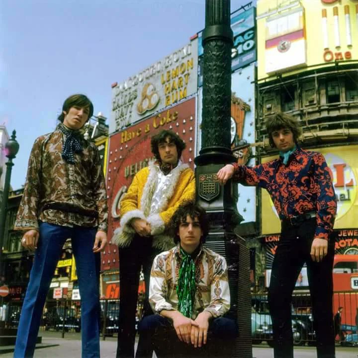 Pink Floyd, Piccadilly Circus, London 1967
