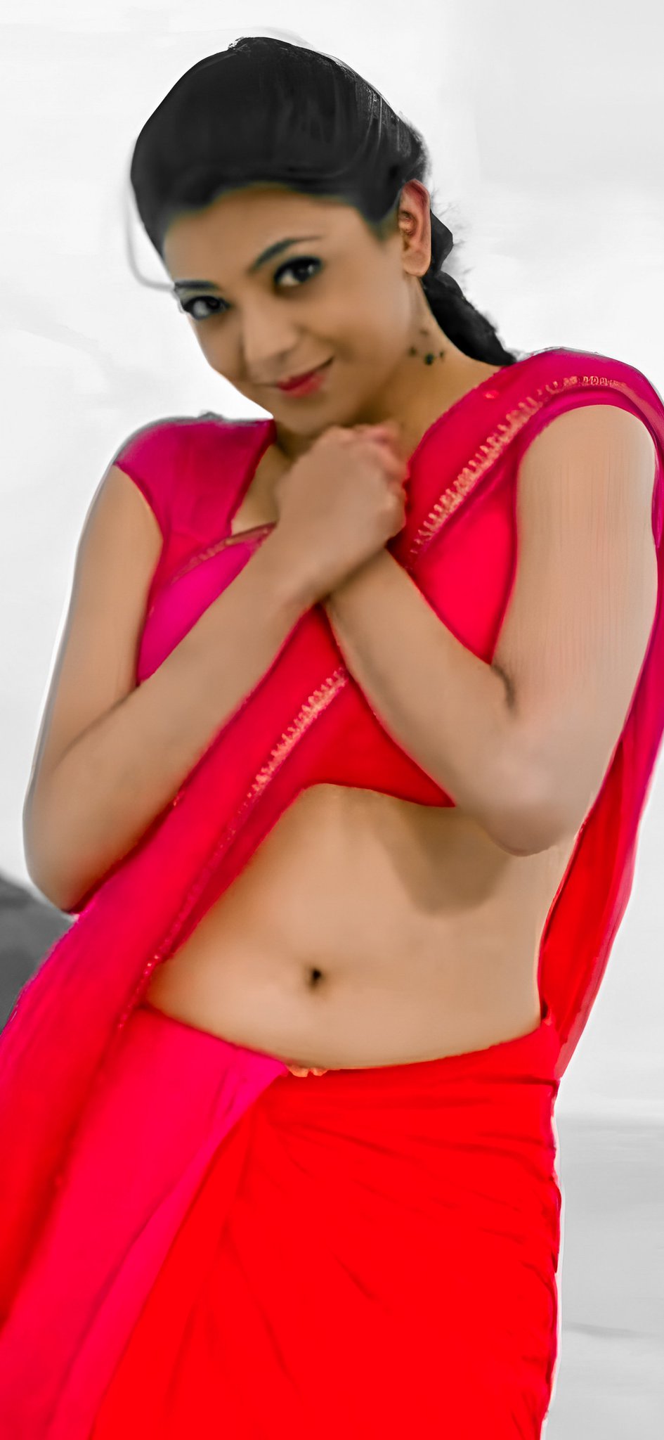 F2fUFQEaAAI-iBl?format=jpg&name=large