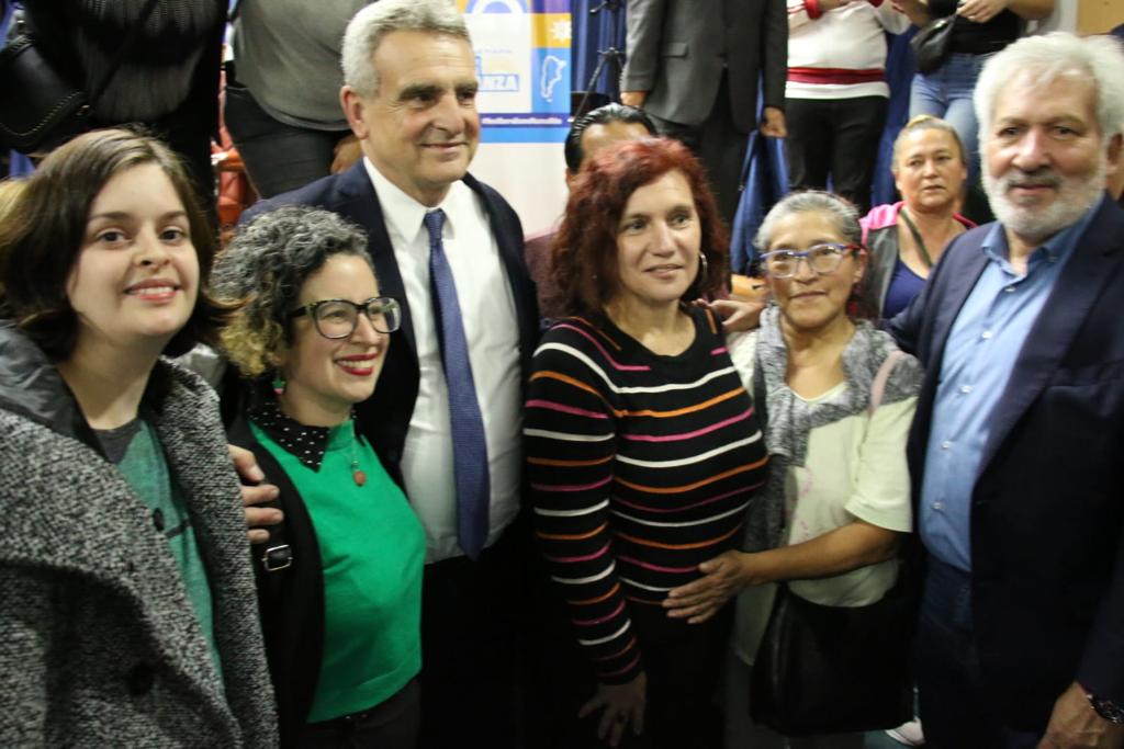 Ayelen_Petracca's tweet photo. Hoy en la Facultad de Derecho de la UBA, estuve acompañando a @RossiAgustinOk, junto a @claudioaferreno y @lauravelascook en el Foro Propuestas para sembrar esperanza. https://t.co/YGcebppxCO